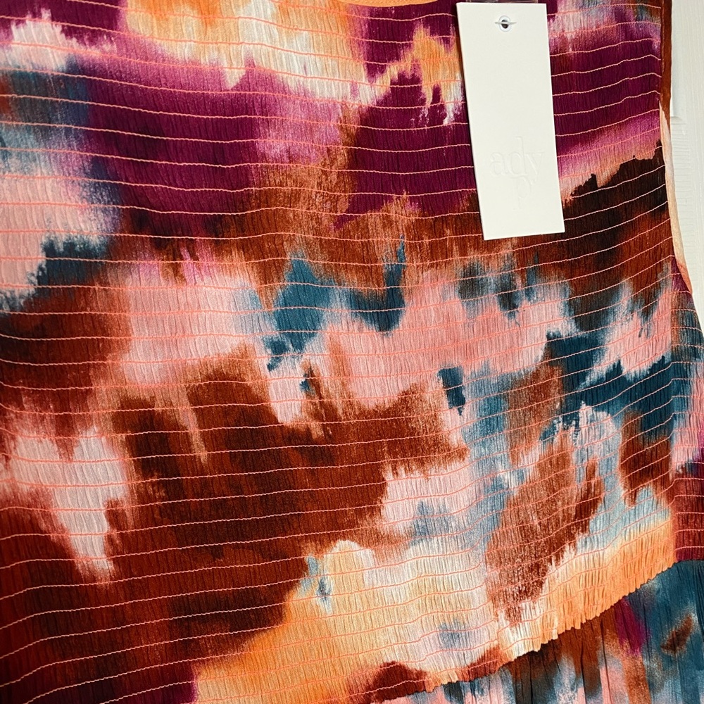 Brand New! ady P Sleeveless Printed Dress with Tiered Looking Bodice. Size 1X - Picture 5 of 8